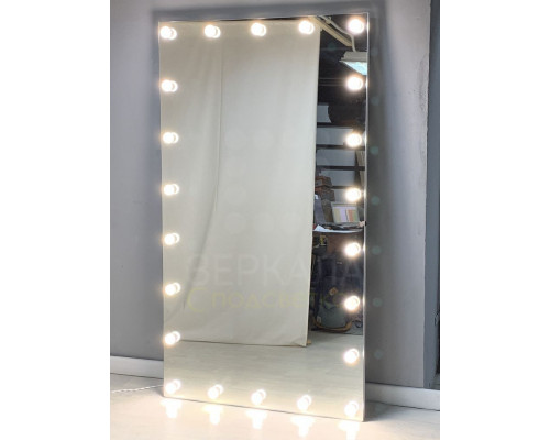 Гримерное зеркало без рамы 180x100 с подсветкой светодиодными лампочками